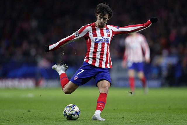 初一度陷入 初一度陷入